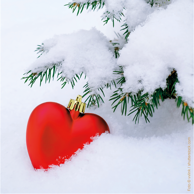 Mit Ballonsgeschmückter Eingang zum Schmuck- und Trauringstudio von Juwelier Scholz.